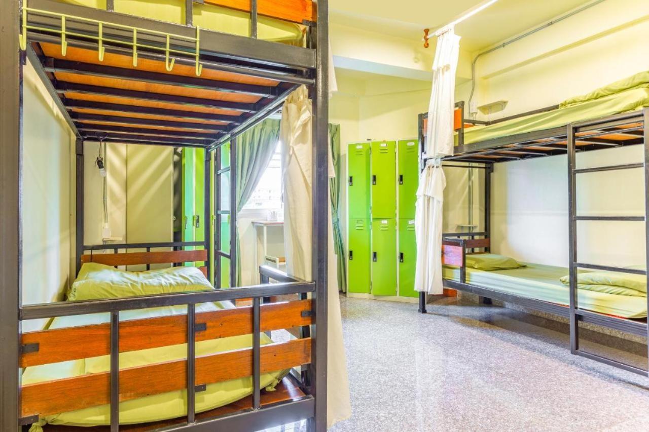 Oyo 75416 Rama3 Sunrise Hostel Бангкок Екстер'єр фото