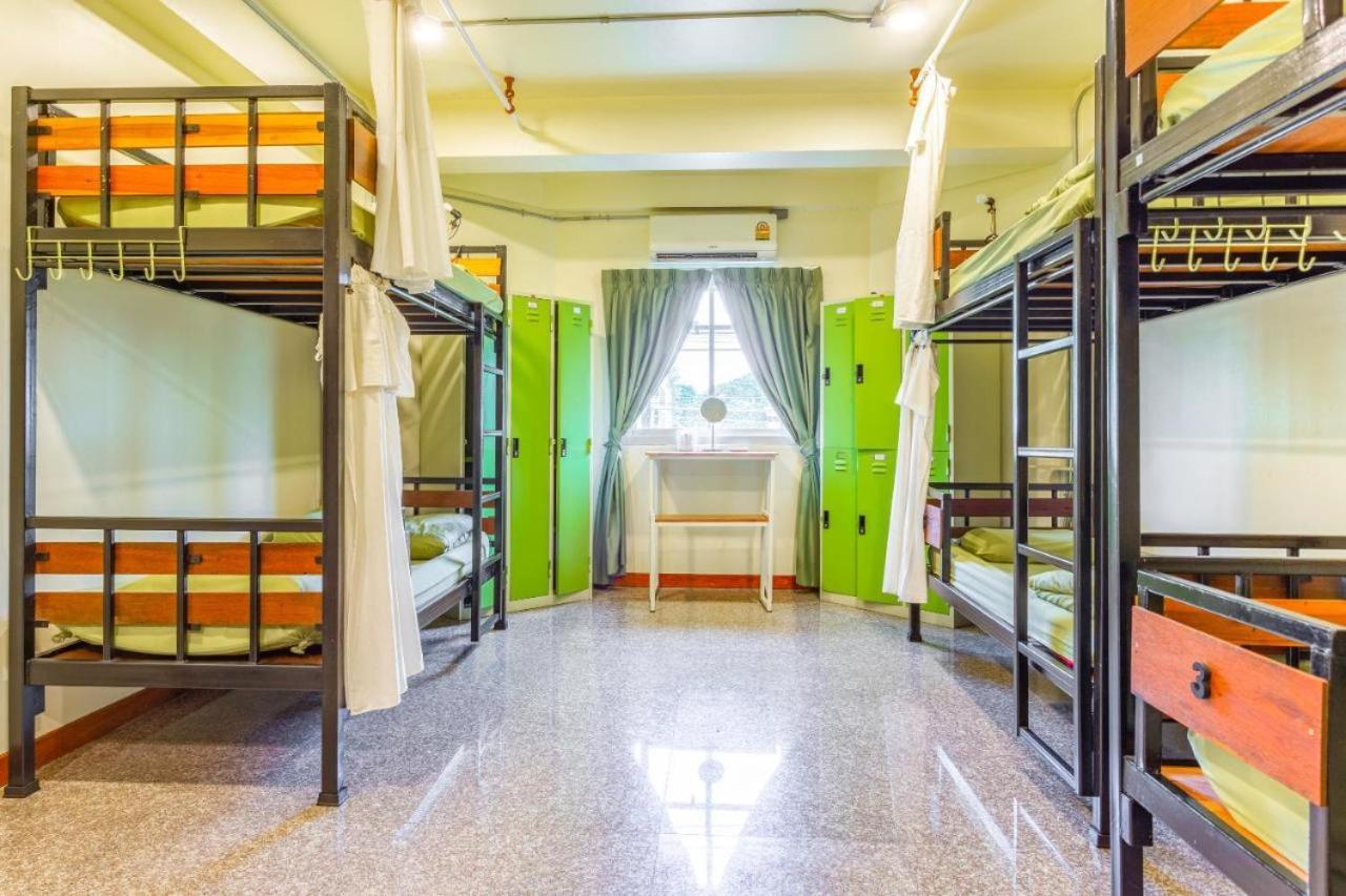 Oyo 75416 Rama3 Sunrise Hostel Бангкок Екстер'єр фото